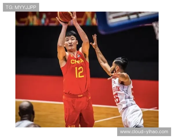 中国男篮关键战胜利引发球迷热议，多方预测未来走势